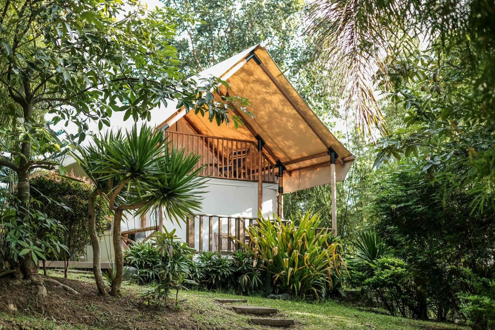 Hotel The Park - Silang Exterior foto